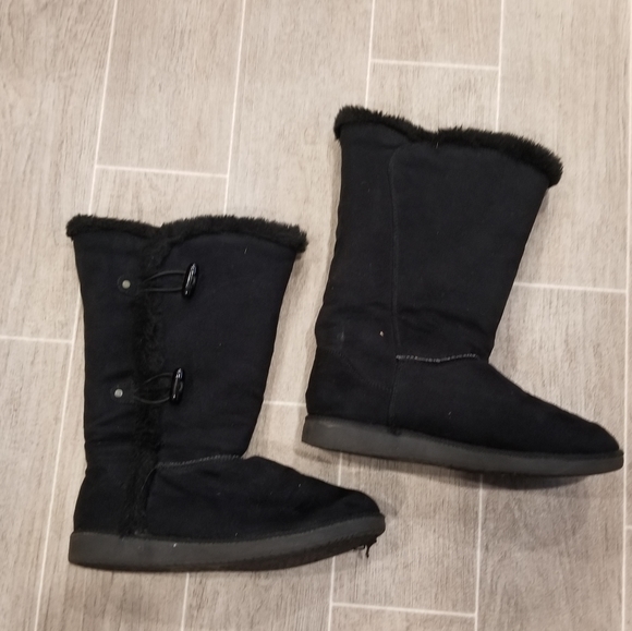 Airwalk Shoes - AirWalk Black Faux Fur Trim Winter Boots